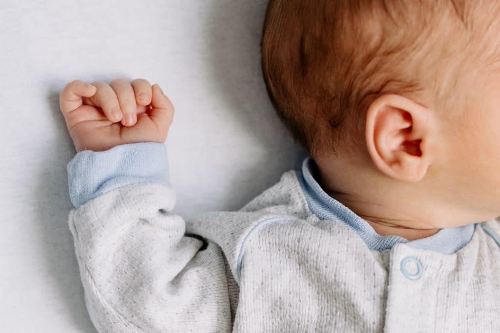 29 Wonderful Newborn Photo Poses You Won't Want to Pass up ...